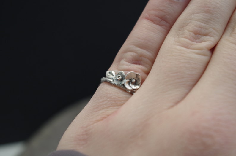 Fine Silver Flower and Twig Ring Size 5.25