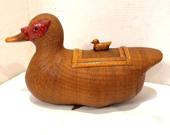 Boîte panier panier en osier et vannerie en bois sculpté Shanghai Handicrafts du milieu du siècle, canard
