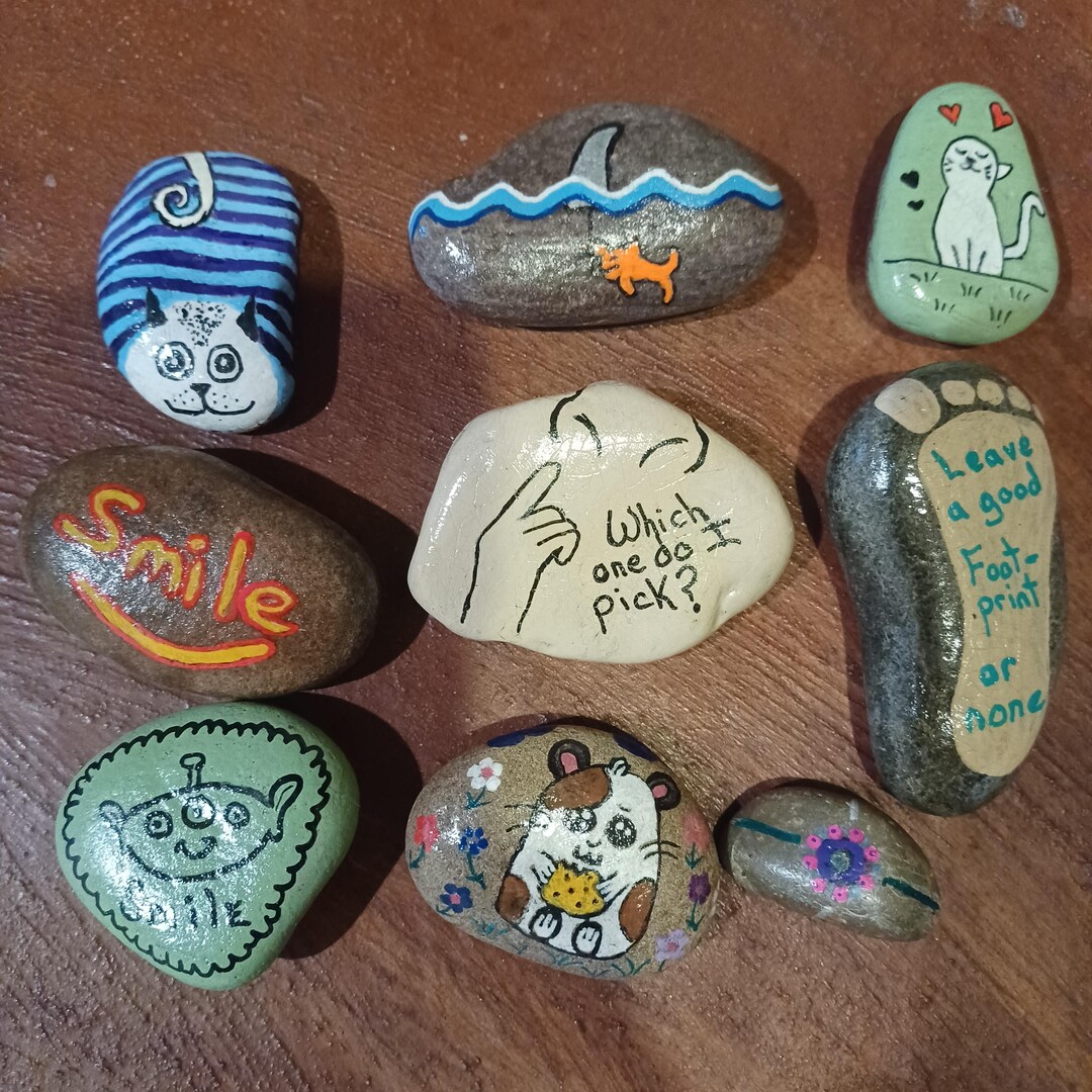 Painted Rocks: Colorful Designs - Etsy