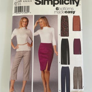 Pode incluir: Um envelope de molde de costura Simplicity 5259 para 6 bottoms made easy, tamanho KK 8, 10, 12, 14. A frente exibe ilustrações de várias saias e calças, incluindo uma saia magenta na altura do joelho com fenda lateral e calças xadrez curtas.