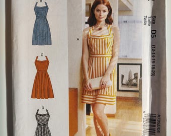 McCall's Sewing Pattern M7952, summer dress pattern