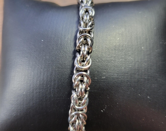Byzantine Chainmaille Bracelet with Lobster Clasp with Extender