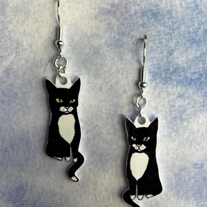 Boucles D'Oreilles Pendantes Chat Doré - Marque Wild Bryde - Occasion Mignonnes