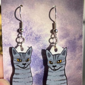Gray Tabby Cat earrings
