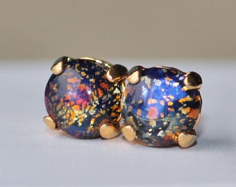 NEW 29ss Black Fire Opal Stud Earring,Black German Fire Opal Post,Rainbow Opal Earring,6mm Small Petite Stud,Gift For Her,Vintage Glass Opal