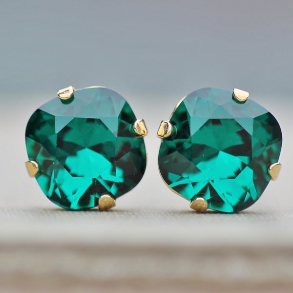 Swarovski Emerald Green Cushion Stud Earrings,Rounded Square Emerald Green Crystal Rhinestone Post,Bridesmaids,Classic,Bridal,Gift