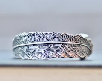 LAST 1 Silver Feather Curved Barrette,Large Silver Hair Clip,Boho,Feather Stamping,Curved Pony Tail Hair Clip,Feather Hair Accessory,Gift