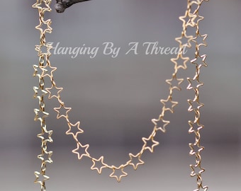 NEW Golden Cutout Star Choker Necklace,Gold Star Chain Necklace,Layering,Dainty,Cellestial,Petite Small Tiny,Delicate Star Charm Necklace