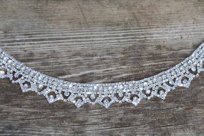 UNIQUE Silver Lacy Rhinestone Hair Chain,Bridal Back Headpiece,Clear Crystal Rhinestone,Delicate Pair Hair Combs,Weddings,Boho,Headpiece