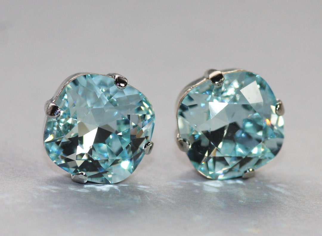 Honey Stud with Iridescent Aquamarine Blue main image 1