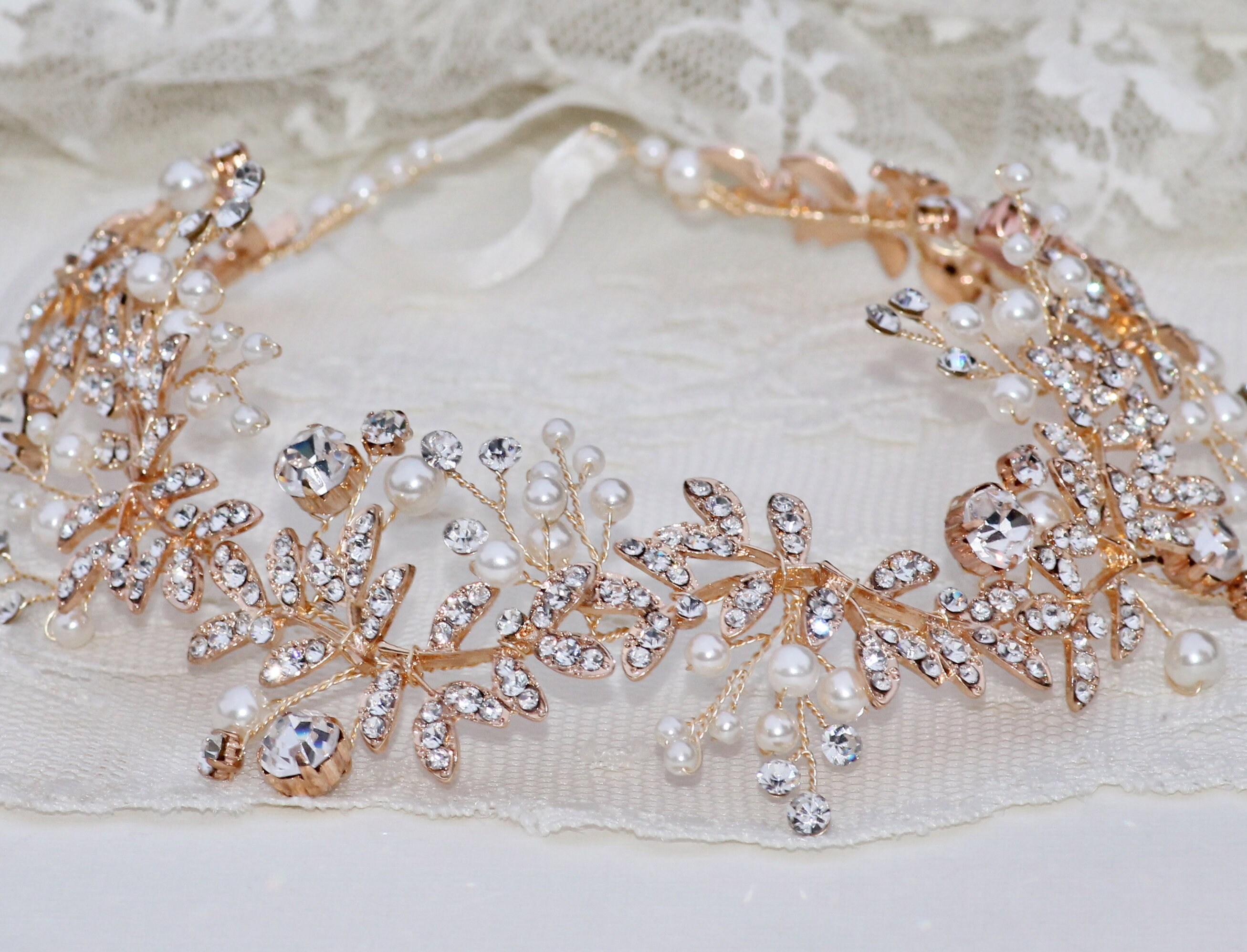 Diadema con perle e strass per Sposa - Atelier La Luna Nuova