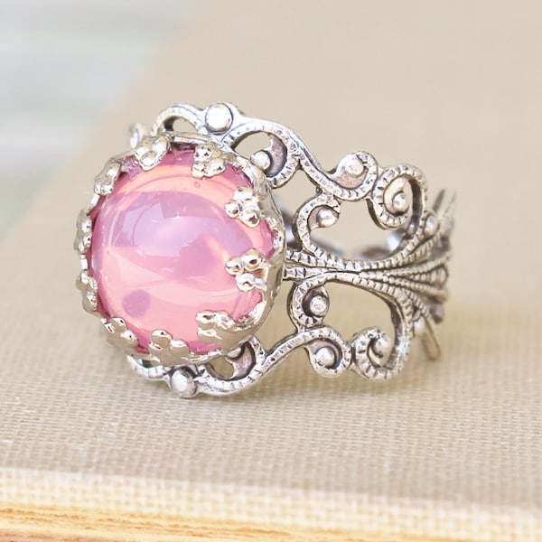 Anillo de ópalo rosa vintage, ópalo de vidrio rosa, anillo de filigrana de plata ajustable, antiguo, victoriano, shabby chic, joyería de ópalo, piedra de nacimiento, recuerdo