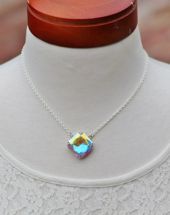 Collier turquoise et strass - France