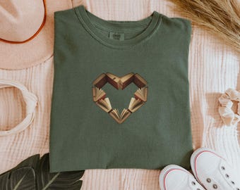 Book Lover Comfort Colors T-Shirt: Reader Heart Graphic