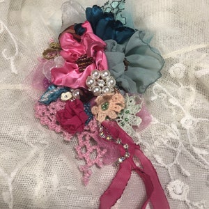 Boho embroidered flower textile brooch