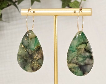 Jade Polymer Clay Earrings: bright and shiny, green polymer clay earrings