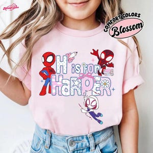 Camiseta cómoda con nombre personalizado de Spidey y sus increíbles amigos, regreso a clases, profesor, primer día de clases de Spidey en Disneyland imagen 1