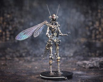 Metal Assembly Model | Cyberpunk Precision Mechanical Insect | Handmade Art Toy | Exquisite Creative Gift