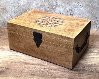 Gravierte Lotus Andenken Große Box aus Holz: Personalisierte Memory Box