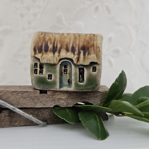 Tiny Ceramic House: Green and Caramel Thatched Roof, Cottagecore Miniature Cottage