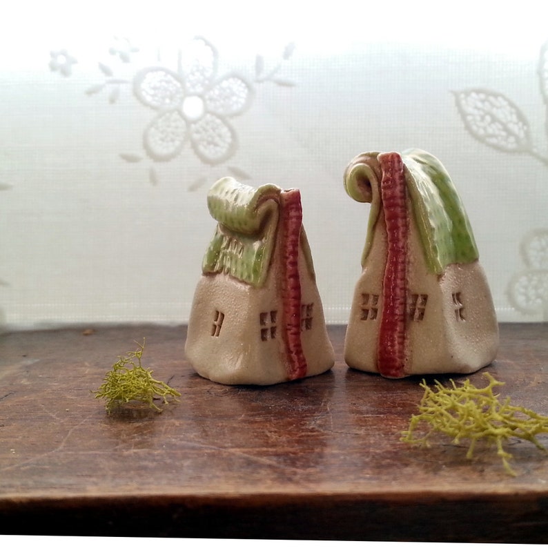 Miniature house Tiny house Woodland house Curly roof house Fairy house Ceramic house Little house Fairy garden house FairyPottery house