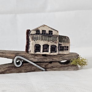Miniature house Tiny house Country Store Mini ceramic house Rustic house Village Tiny house Housewarming gift Ceramic Miniature Building