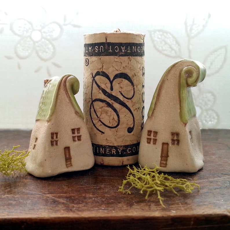 Miniature house Tiny house Woodland house Curly roof house Fairy house Ceramic house Little house Fairy garden house FairyPottery house