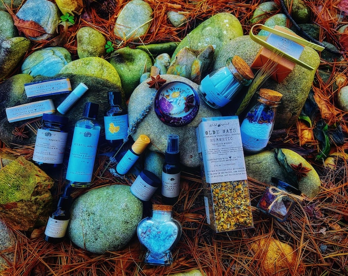 Mindful Moments Spiritual Gift Box | Meditation | Self Love | Grounding | Wildcrafted Wellness | Organic | Third Eye