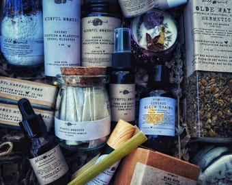 Mindful Moments Spiritual Gift Box | Meditation | Self Love | Grounding | Wildcrafted Wellness | Organic | Third Eye