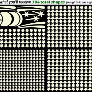 Puede incluir: Una imagen en blanco y negro que muestra 704 formas de estrellas y lunas que brillan en la oscuridad. La imagen incluye una moneda de diez centavos de los Estados Unidos como referencia de tama&ntilde;o. El texto "Here's what you'll receive 704 total shapes (enough to do one large bedroom)" est&aacute; en la parte superior de la imagen.
