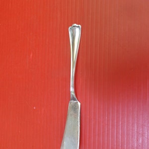 Antique 1847 Rogers Bros silver plated butter or spread knife Flatware , Replacement