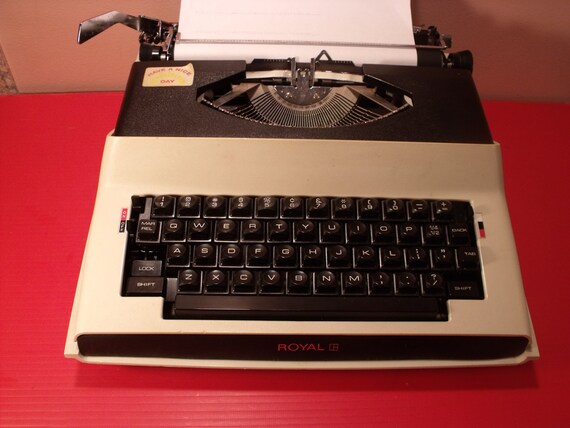 Sale Vintage Electric Typewriter Royal Apollo 10 Portable Etsy