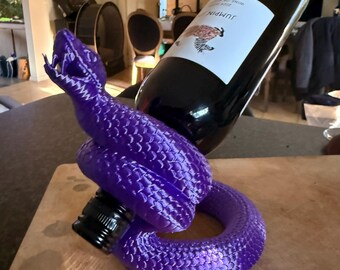 3D Printed Snake Wine Bottle Holder – Unique Decorative Stand – Modern Home Bar Gift – Printed to Order