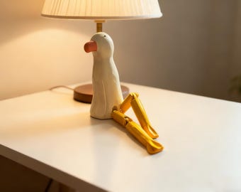 Hand-Carved Basswood Seagull Figurine, Movable Legs, Desk Decor