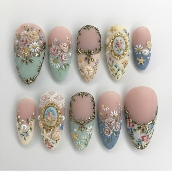 Vintage Floral Press On Nails | Shabby Chic Flower Art Fake Nails | Hand Painted Antique Frame Nails | Reusable Glue Ons