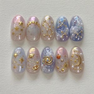 Uñas postizas Pastel Galaxy Celestial / Uñas postizas 3D con estrellas y planetas dorados / Uñas personalizadas con constelaciones astrológicas / Arte místico