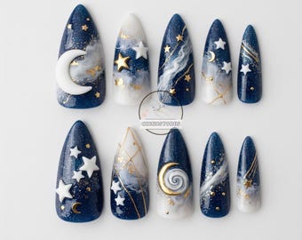 Uñas postizas Galaxy, set de uñas con estrellas y lunas azules y blancas, diseño de nubes con constelaciones doradas, regalo de uñas del universo celestial