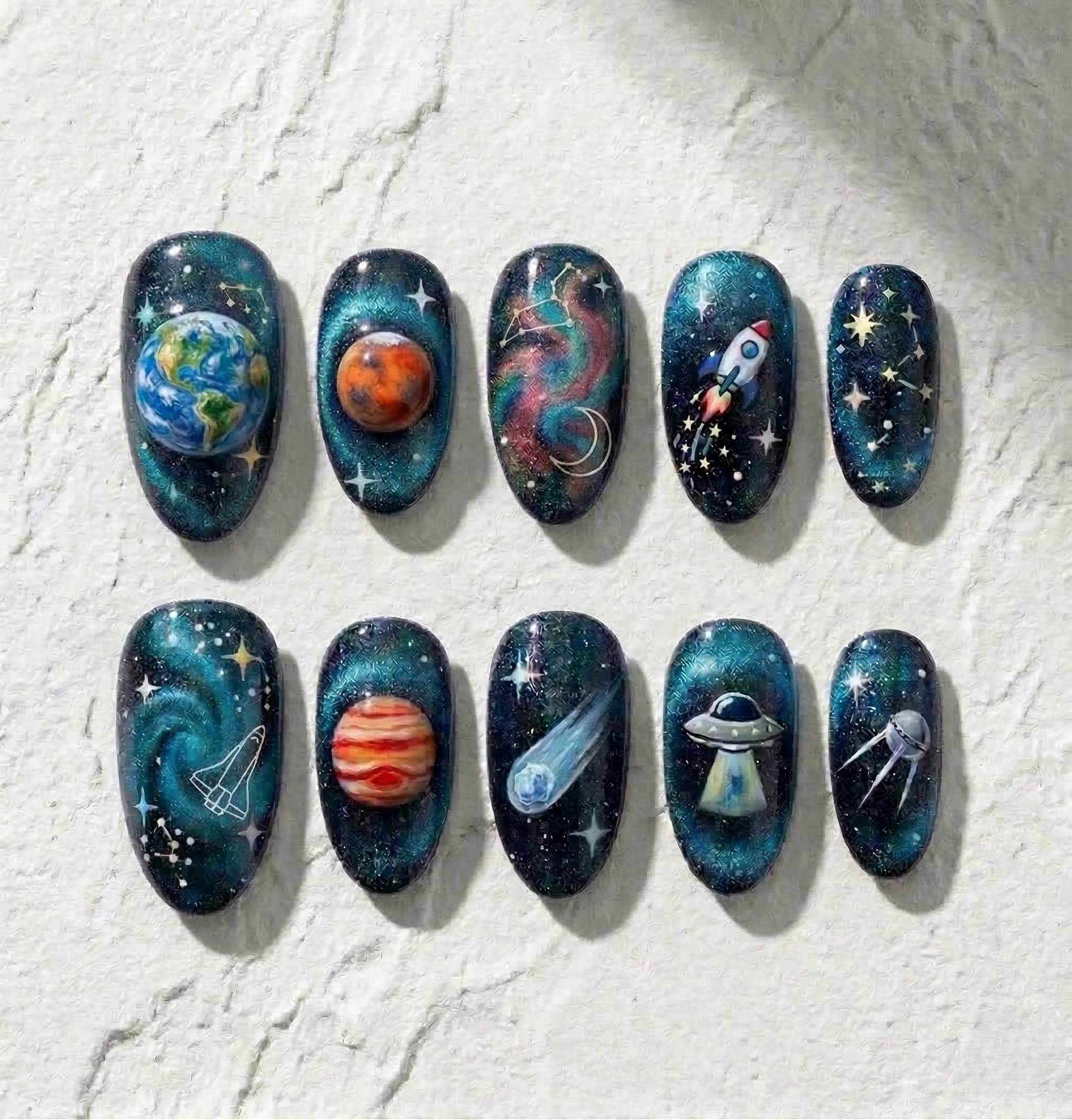宇宙をテーマにしたネイル - Etsy 日本