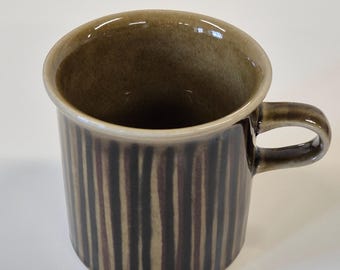 Arabia Kosmos Cocoa Mug by Gunvor Olin-Grönqvist (1963–1976)