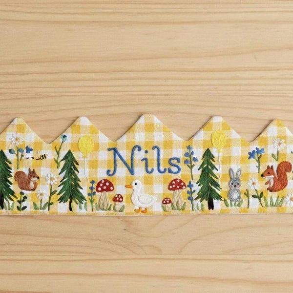 Corona de lino bordada a mano para bebé: accesorio de primer cumpleaños de Woodland para Nils