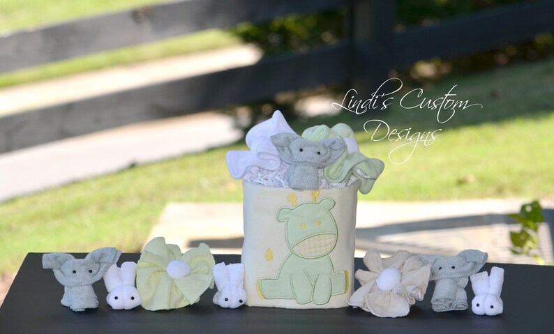 Neutral Baby Shower Table Display Neutral Giraffe Elephant Etsy