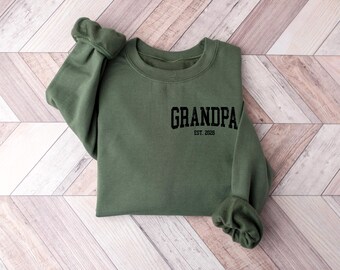 Retro Grandpa Sweatshirt, Christmas Gift For Grandpa, Personalize Grandparents Shirt, Cute Fathers Day Gift, Grandpa Announcement Gift