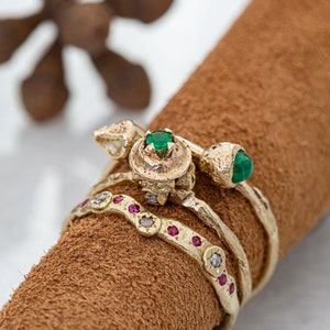 READY TO SHIP, Emerald Diamond Tall Seed Pod Ring, Rough Cut Diamonds, Organic Gold Ring, Emerald Gold Ring, Diamond Gold Ring image 3