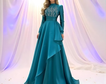 Customize Retro Beaded Sheath Prom Dress | Elegant Ruched Applique Classic Evening Dress for Women