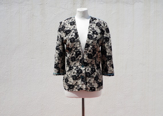 Linen jacket floral jacket fitted jacket embroider