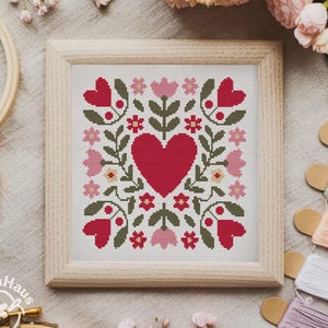 Folk Heart Cross Stitch Pattern, Scandinavian Floral Design (PDF Pattern)