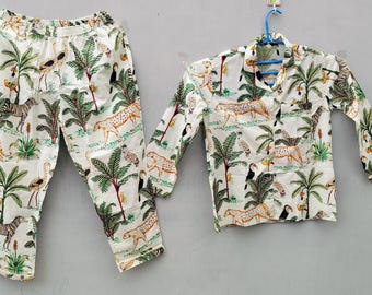 Pigiama da notte con stampa animalier / Pigiama in morbido cotone per bambine