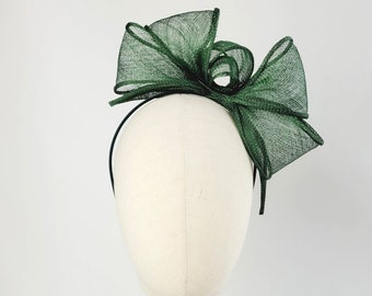 Dark Green Sinamay Loop Fascinator, Green Wedding Fascinator, Green Statement Headband, Green Race Day Fascinator, Green Vegan Fascinator