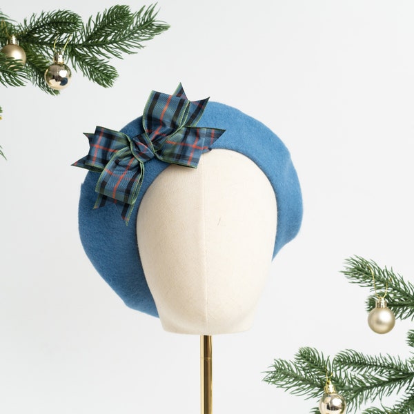 Airforce Blue Wool Felt Beret Hat with Flower of Scotland Tartan Ribbon Bow, Blue French Beret with Tartan Bow, Blue Beret with Plaid Bow