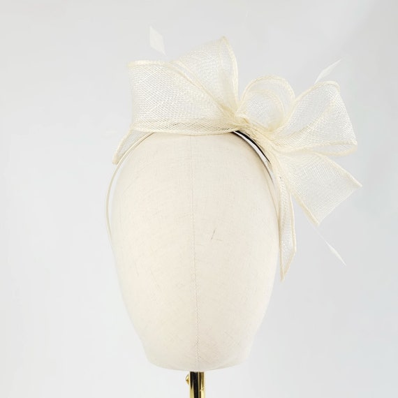 Ivory Loop Fascinator with Coque Feathers, Ivory Sinamay Fascinator, Ivory Wedding Fascinator, Ivory Hatinator, Ivory Race Day Fascinator